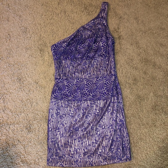 bebe Dresses & Skirts - Bebe pretty purple dress